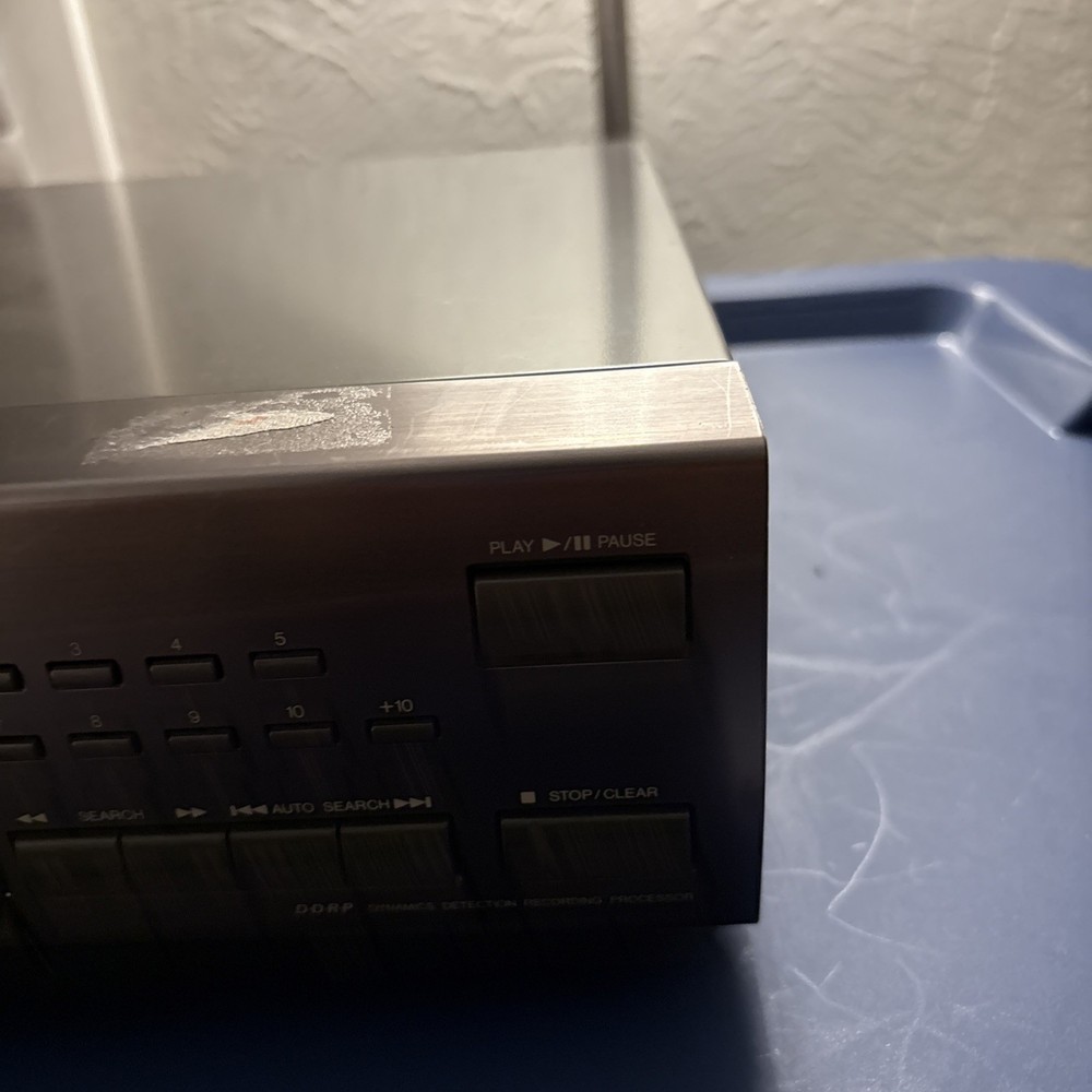 JVC XL-V161TN Compact Disc Player