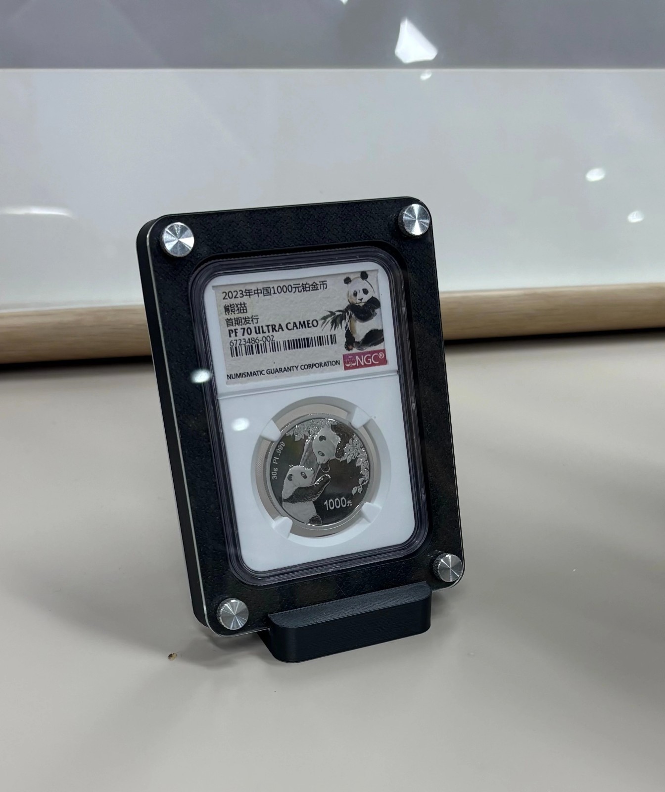 Single Grid Colored Desktop Display Frame Protective Case For NGC/PCGS Holder