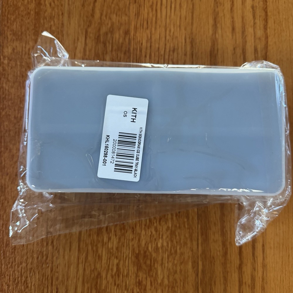 Kith Kithmas 2023 Monogram Ice Cube Tray “Black” NEW