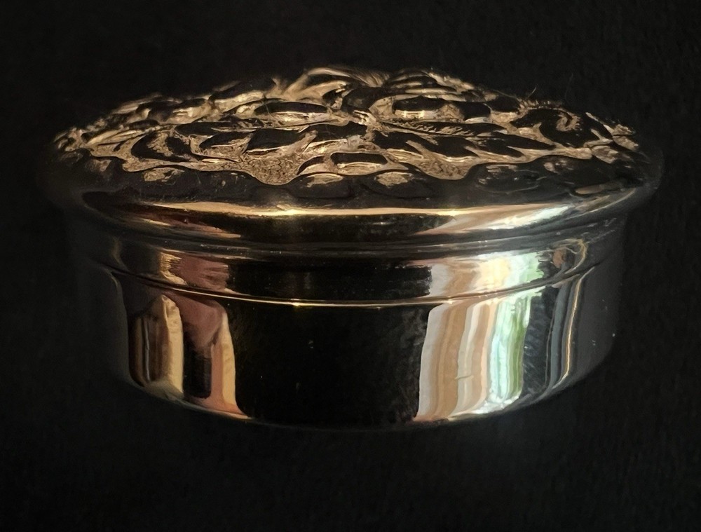 Beautiful Continental Silver Repouse Lidded Trinket Box c.1900