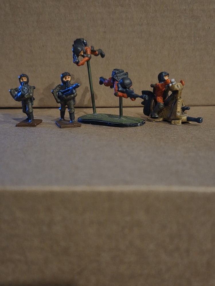 Minifigs Space Warriors Samain Alien Force 25mm Figure Assortment