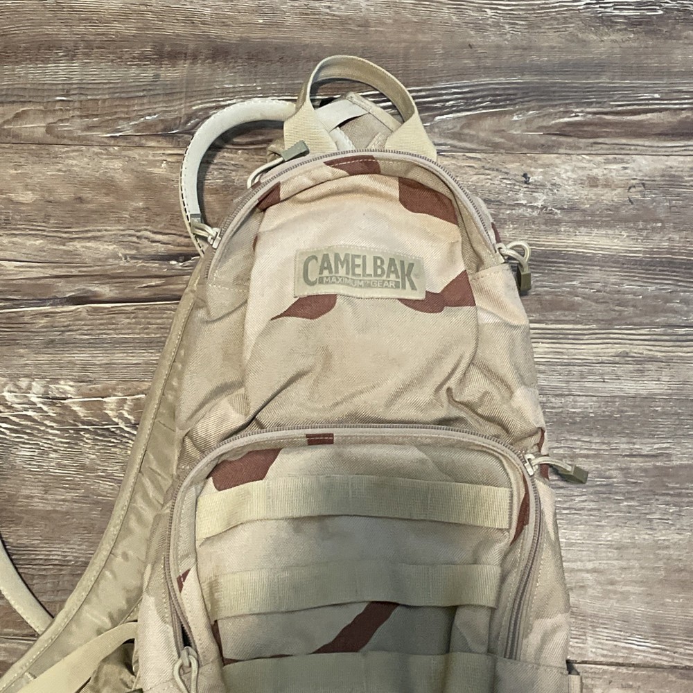 Camelbak M.U.L.E. Maximum Gear Desert Camo hydration pack Without Bladder