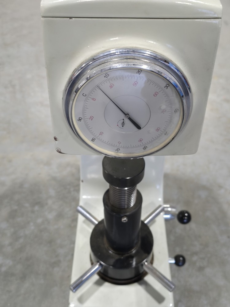 Rockwell Hardness Tester HR-15A *Light Use*