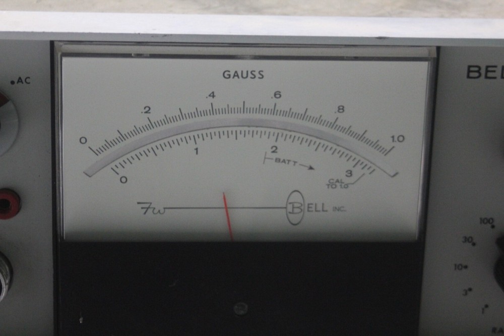 Bell 610 Gaussmeter