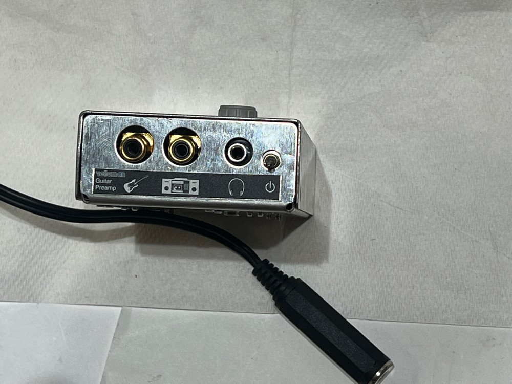 Velleman Guitar Preamp with Cord