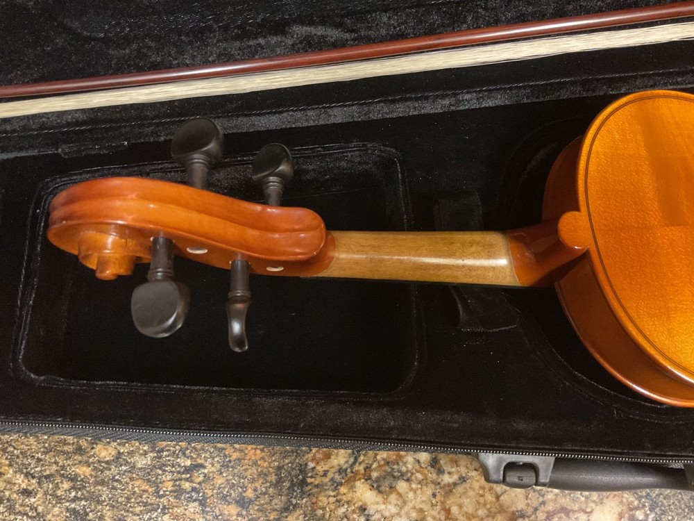 BECKER 3/4 VIOLIN MODEL #1000