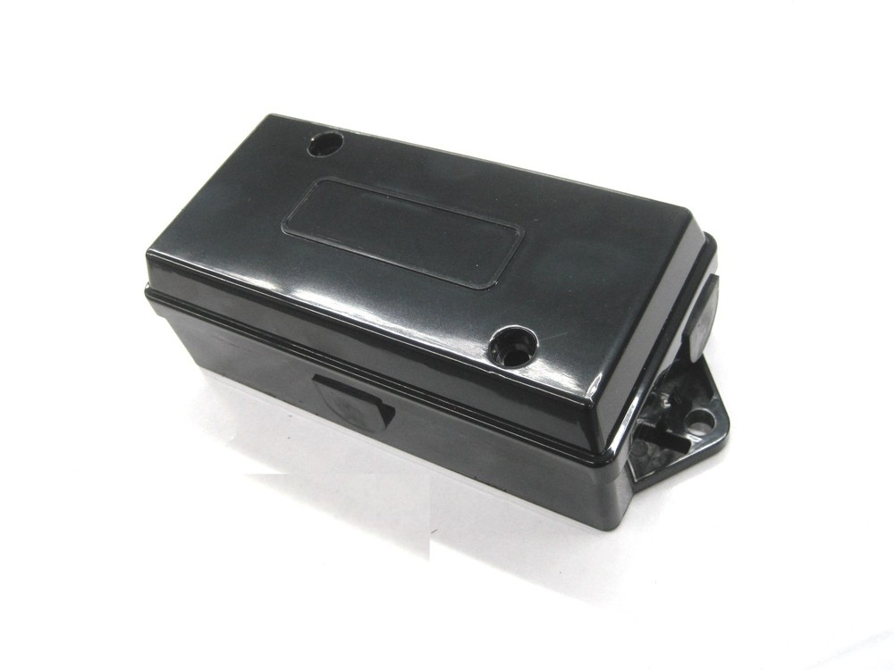 12 Volt Junction box 7 studs weather-proof for Trailer or Camper