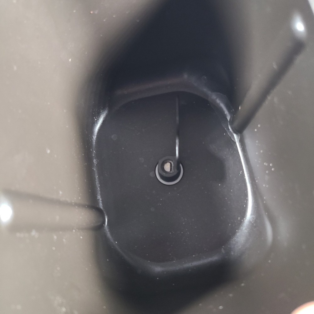 Panasonic SD-YR2500 Automatic Bread Baking Machine W/ Auto Yeast/Fruit Dispenser