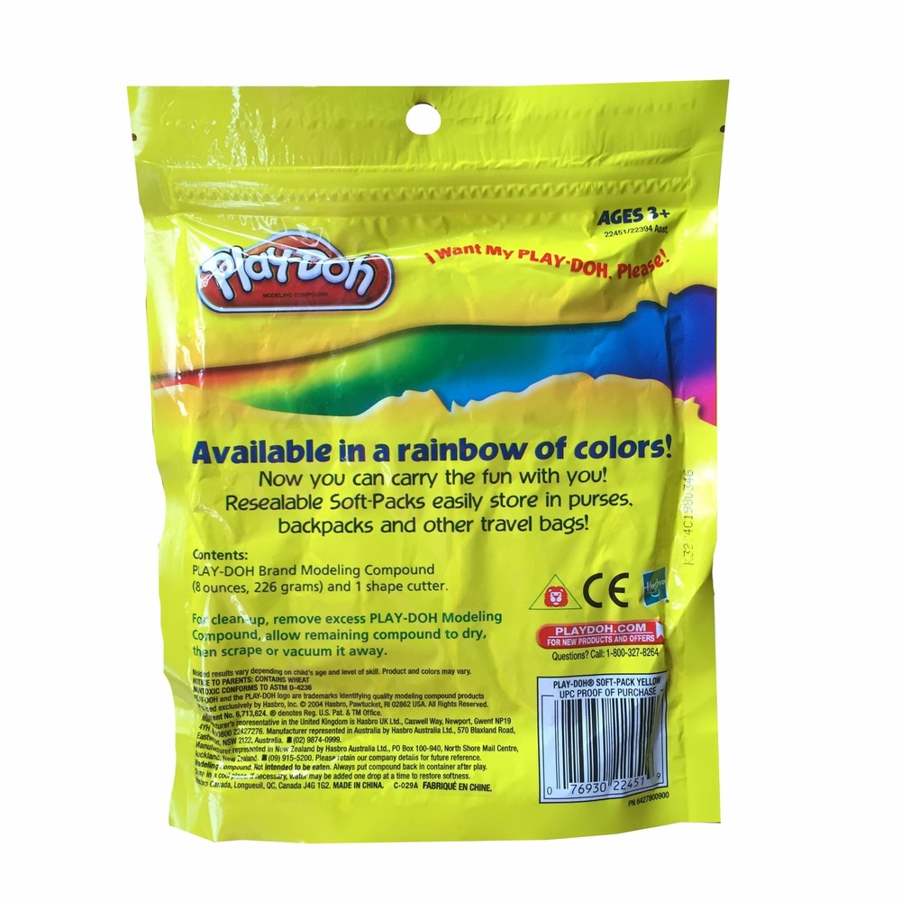 Play-Doh Soft Pack and 1 Shape Cutter - Yellow