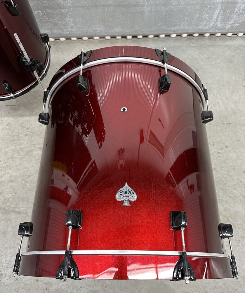 ddrum Drum Set 4-piece Kit Shell Pack Diablo Red/ Black