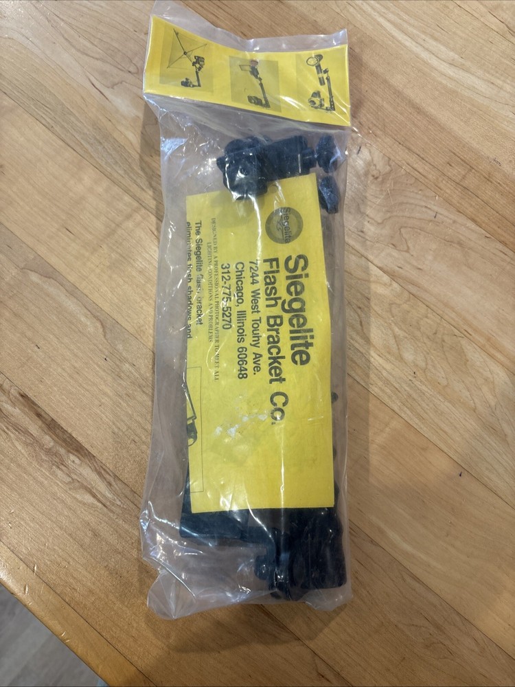 Siegelite Flash Eliminater & Light Balancing Camera Bracket