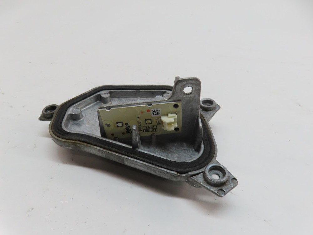 2022 BMW X2 (F39) FRONT LEFT DRIVER LED HEADLIGHT HEAD LIGHT LAMP CONTROL MODULE