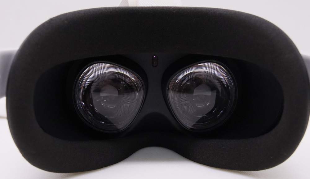 Meta Oculus Quest 2 128GB Standalone VR Headset - TESTED