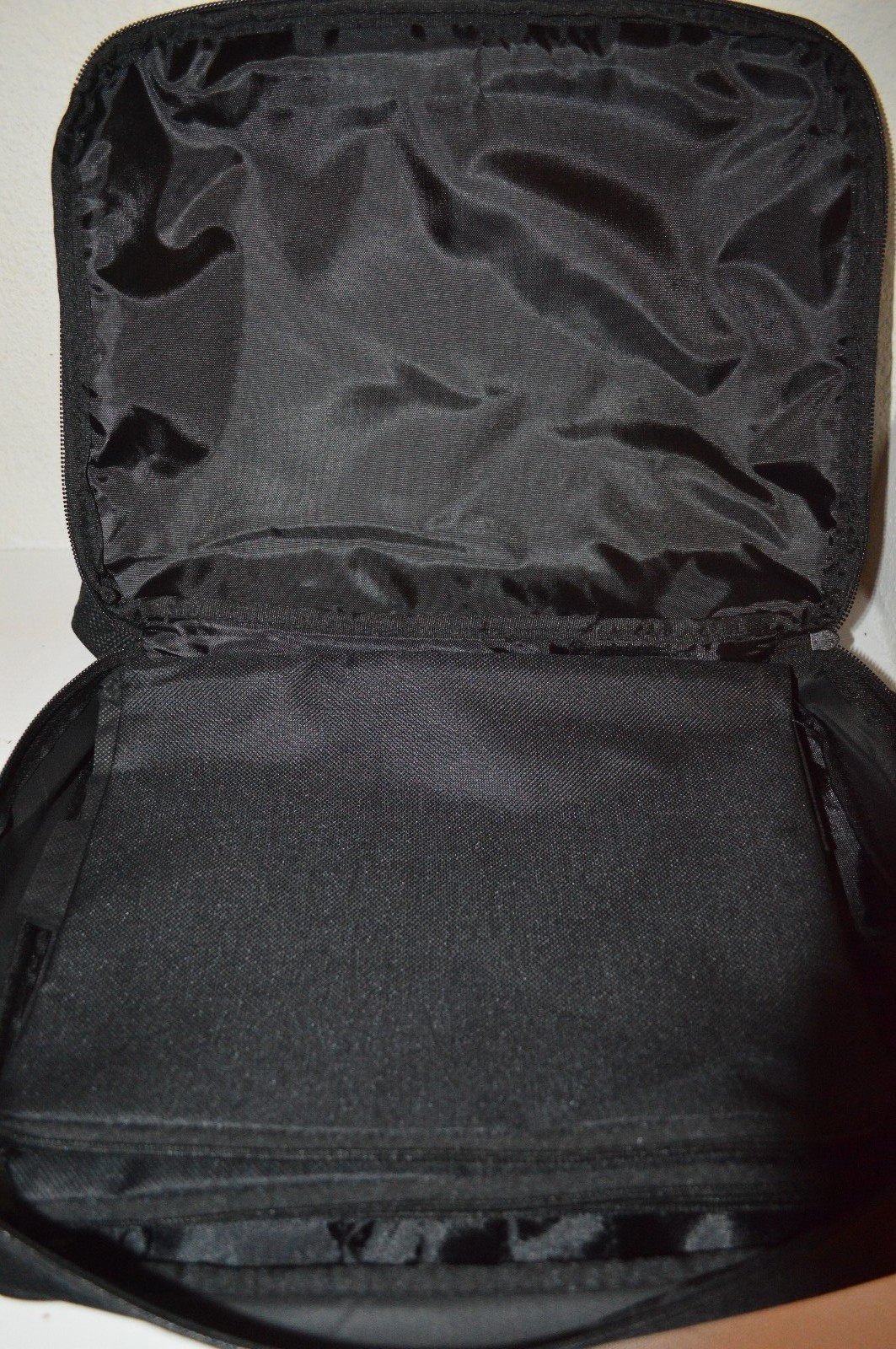 For Your DISNEY TRADING PINs BOOK BAG STITCH trading logo Pin CASE