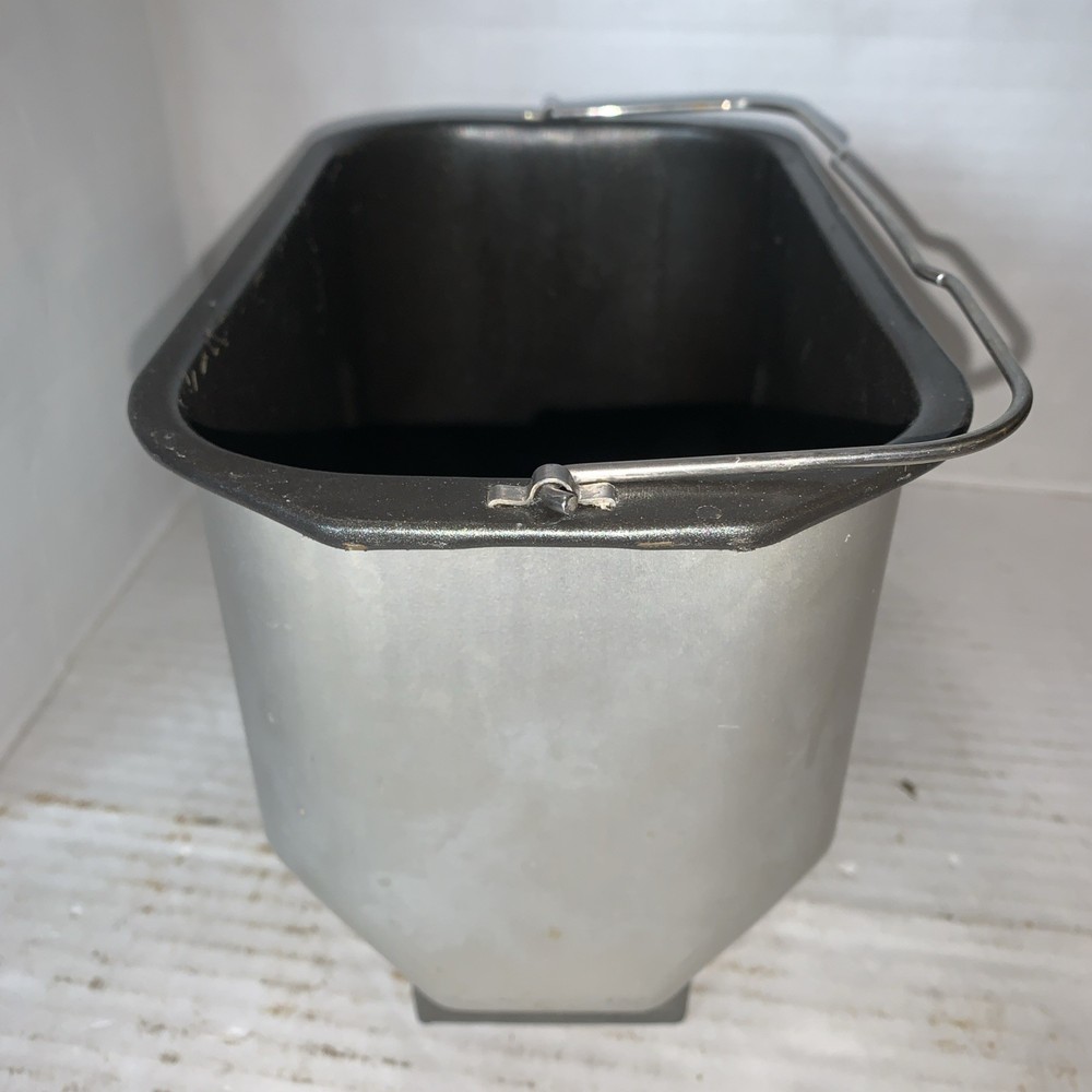 West Bend Bread Maker Pan & Paddles Model 41300 Replacement With Both Paddles