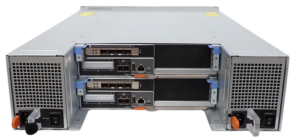 Dell Compellent SCv3020 Storage Array 2x iSCSI Controller 30-Bay 7x 900GB HDD