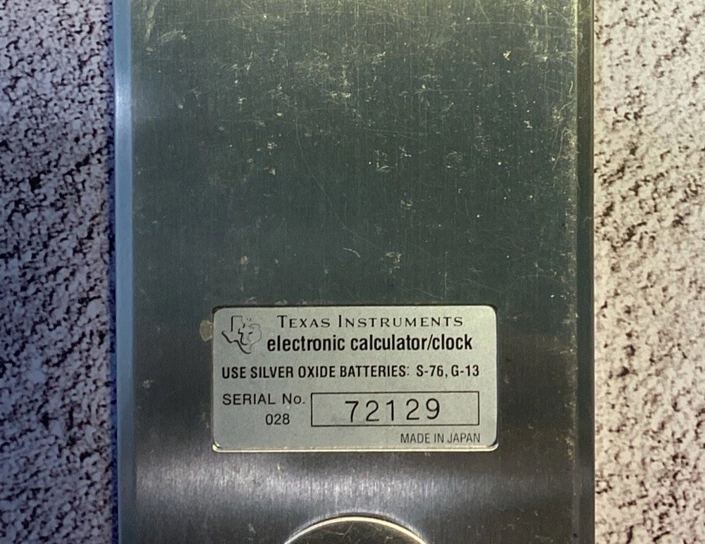 VINTAGE TEXAS INSTRUMENTS DATA CHRON TI-1790 ELECTRIC CALCULATOR & CLOCK