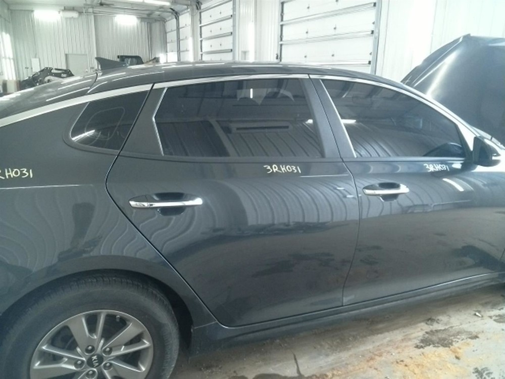 OPTIMAKIA 2016 Glove Box 104888482