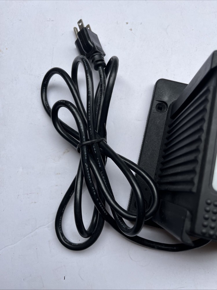 Plasplugs DCS-407 Power Base BIN77