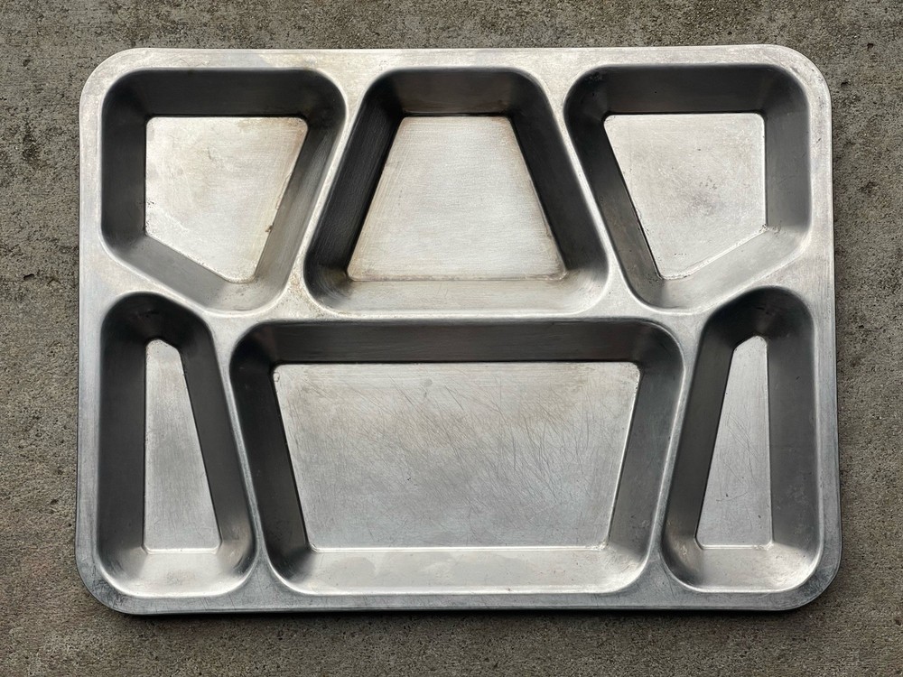 US WW2 1944 Mess Hall Tray RARE maker REVERE WARE well made NICE