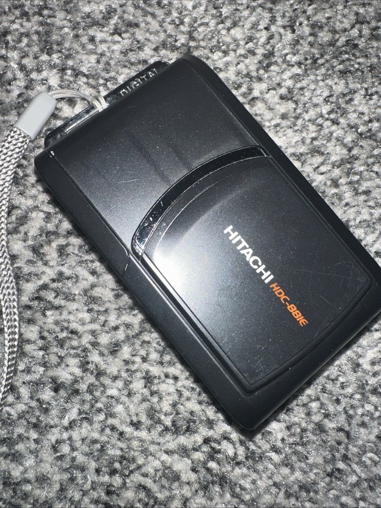 Hitachi HDC 88 Idc Digital Camera Preowned Requires Charging Cable