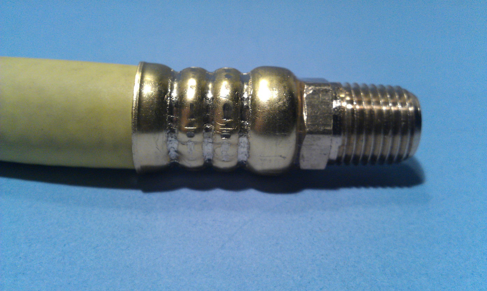 Goodyear USA 5 Foot 3/8 Inch 250 PSI Oil Resistant Rubber Air Hose Pigtail Whip