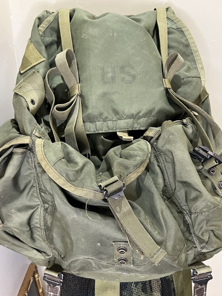 Army ALICE Field Pack Combat Nylon LC-1  size Large Complete With  Straps USGI