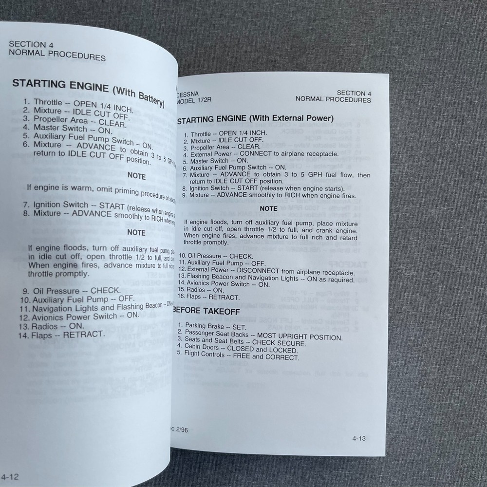 Cessna 172R Skyhawk Information Manual Paperback