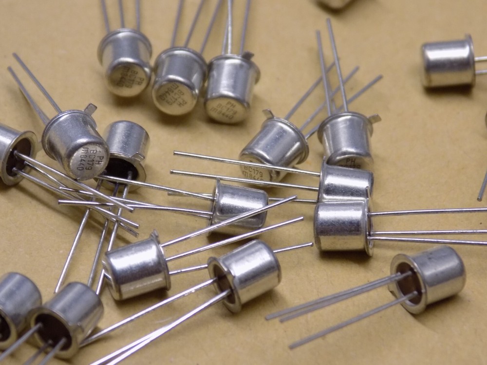 20x BC179 PHILIPS PNP TRANSISTOR NOS