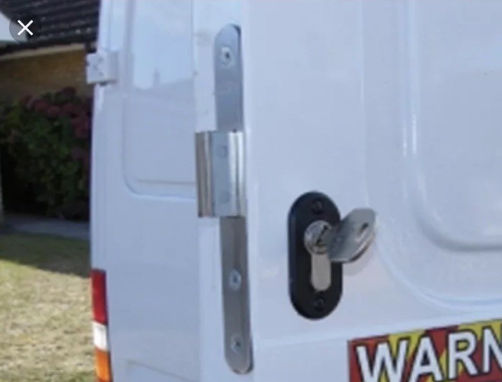 Van Dead Locks