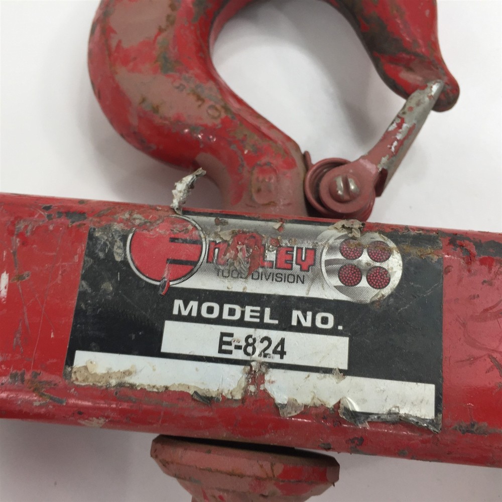 (1) Ensley Tool E-824 Hook Sheave With 6" Sheave