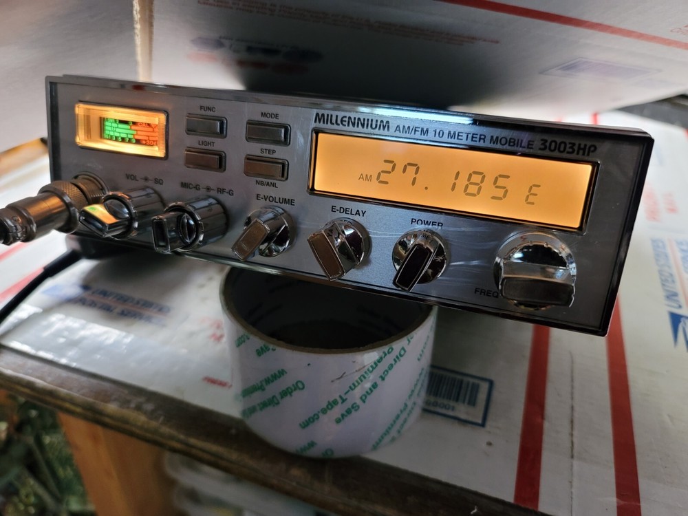 MILENIUM 3003 TEN METER RADIO AM FM W/ ECHO