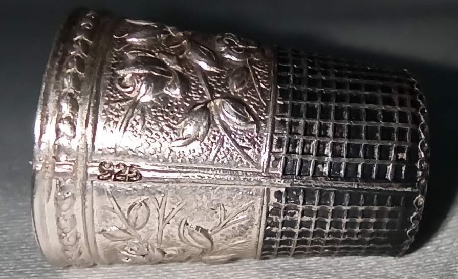 Rare Ladybird silver Thimble