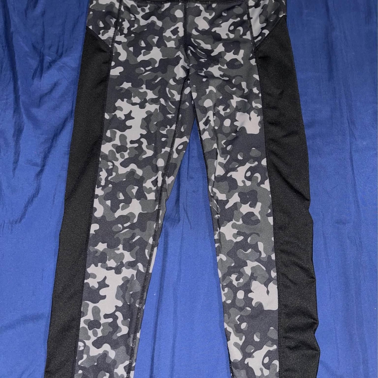 M - Camo Tights