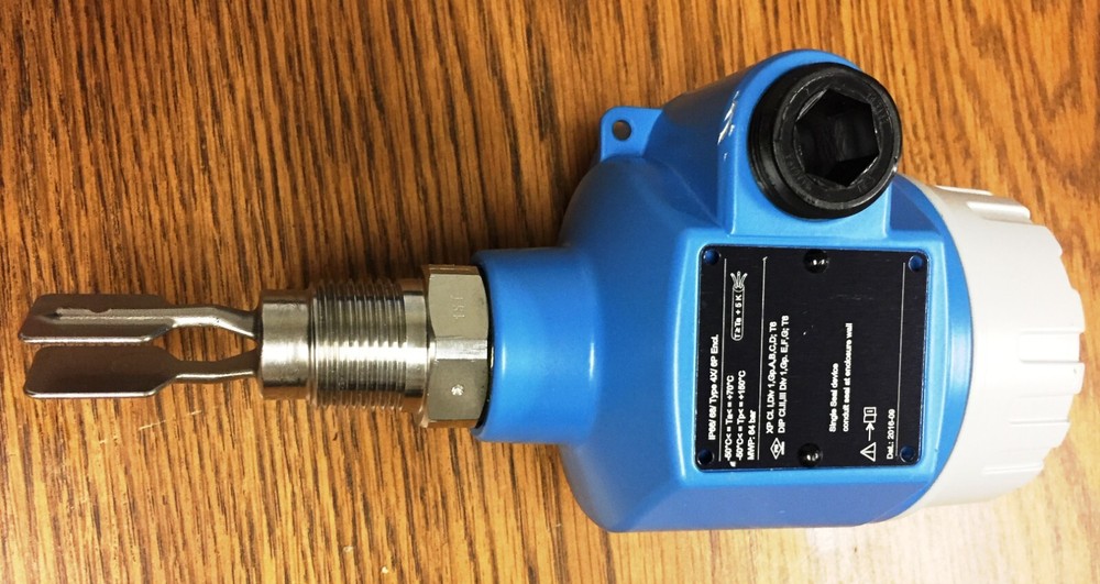 Endress+Hauser FTL50-QGM2AA2E5A Liquiphant Level Switch Sensor