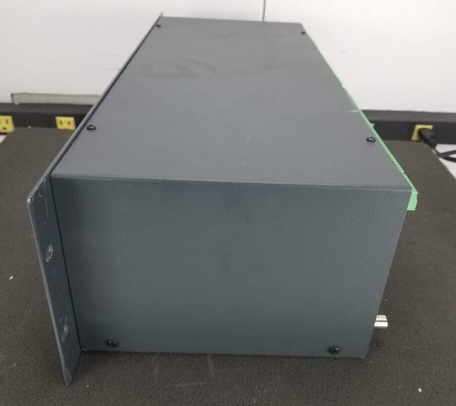 Kramer vp-88 8x8 RGBHV/ balanced audio matrix