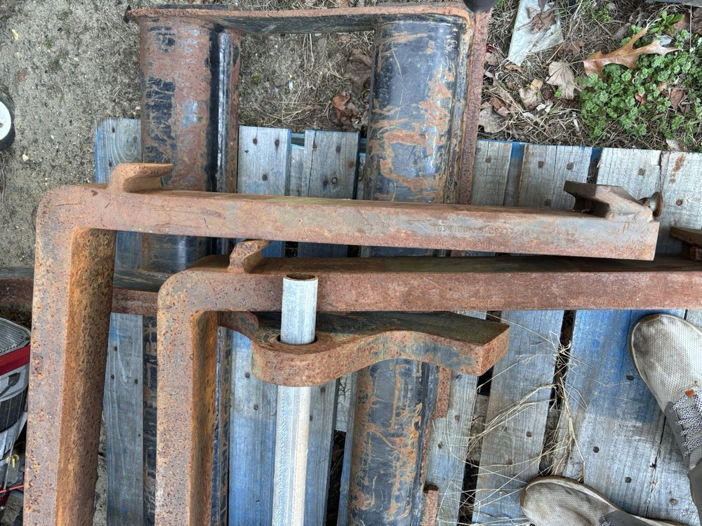 CAT Wheel Loader Forks 48"