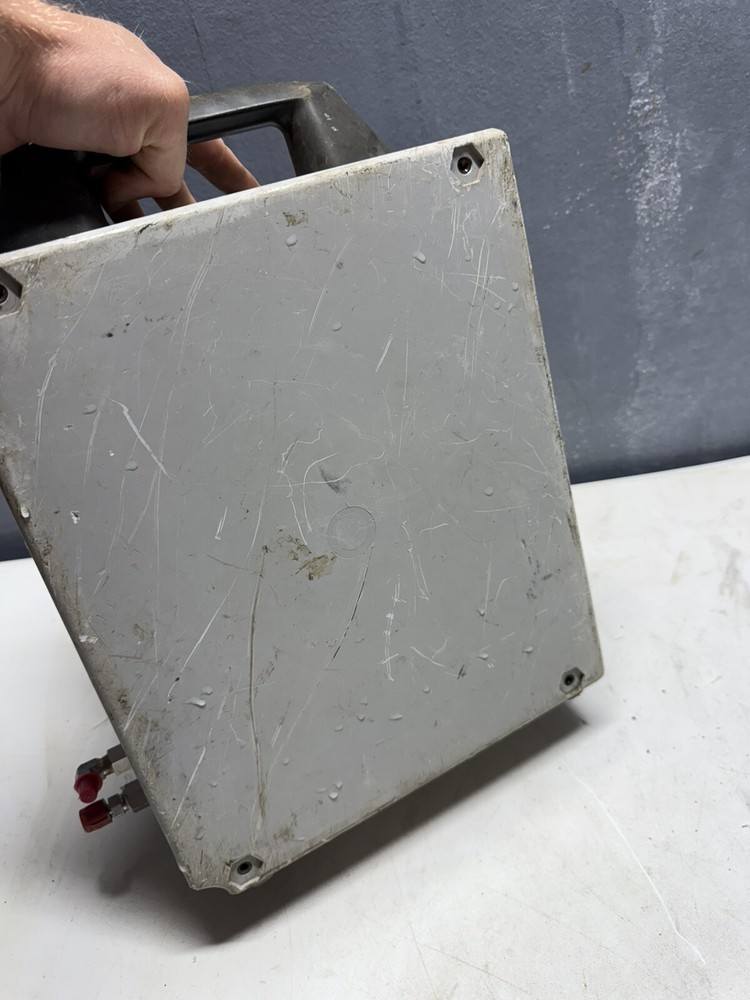 Chandler engineering moister chek 2000 Untested