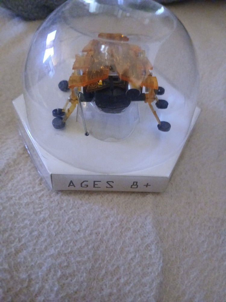 Hexbug Alpha Micro Robotic Creature New Vintage