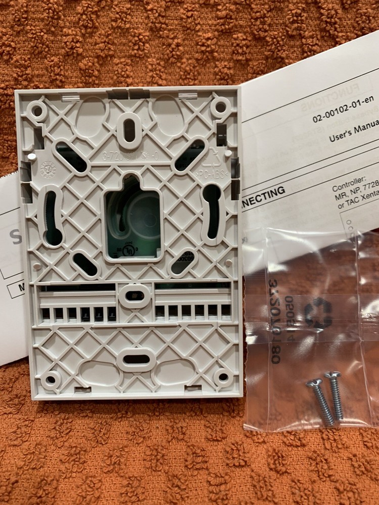 TAC WALL MOUNTED TEMP SENSOR STR200