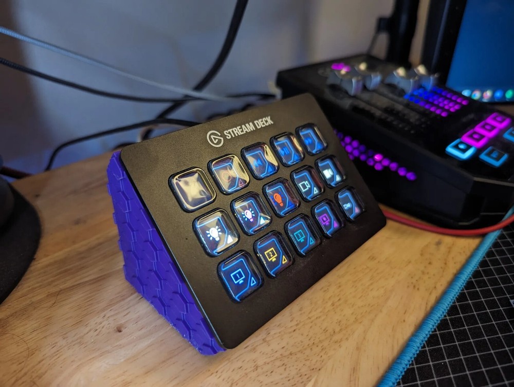 Elgato Stream Deck MK2 Face Plate 15 Keys - Stand