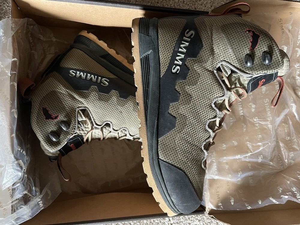 Simms flyweight access wading boots Size 7 New