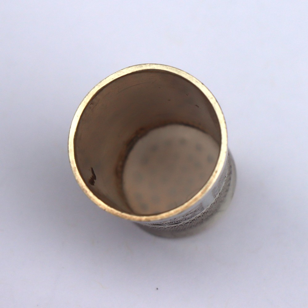 Antique Sterling Silver Chalcedony Gem set Engine Turned British Sewing Thimble