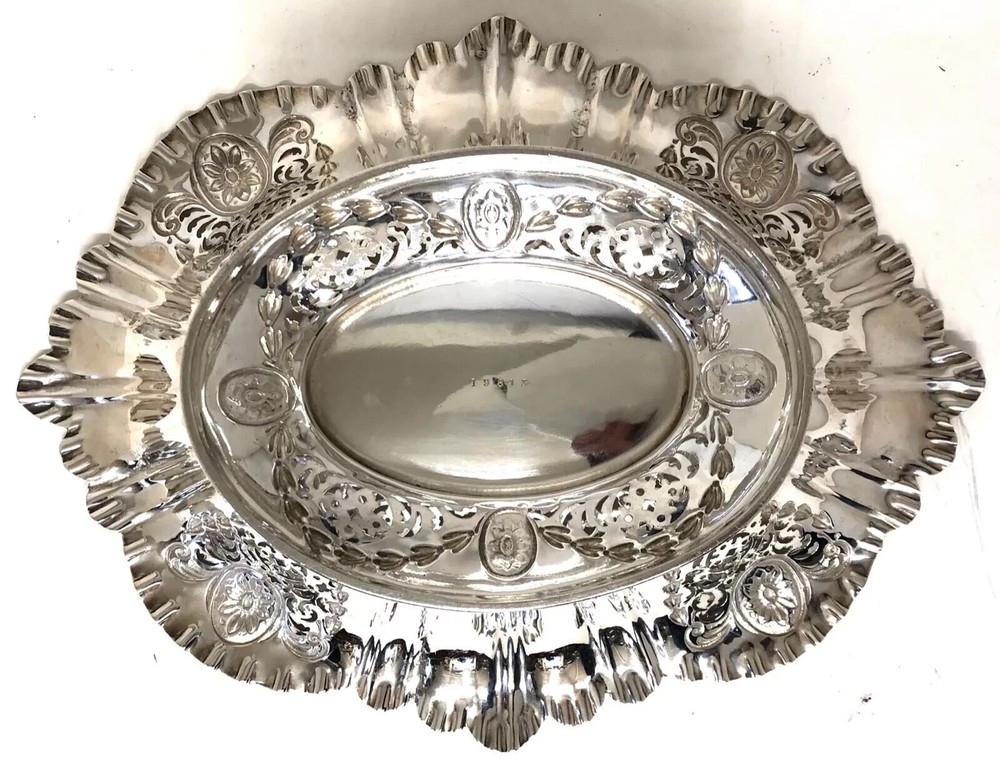 Antique VICTORIAN Solid Silver Victorian Oval Basket Pierced & Embossed 351.7g