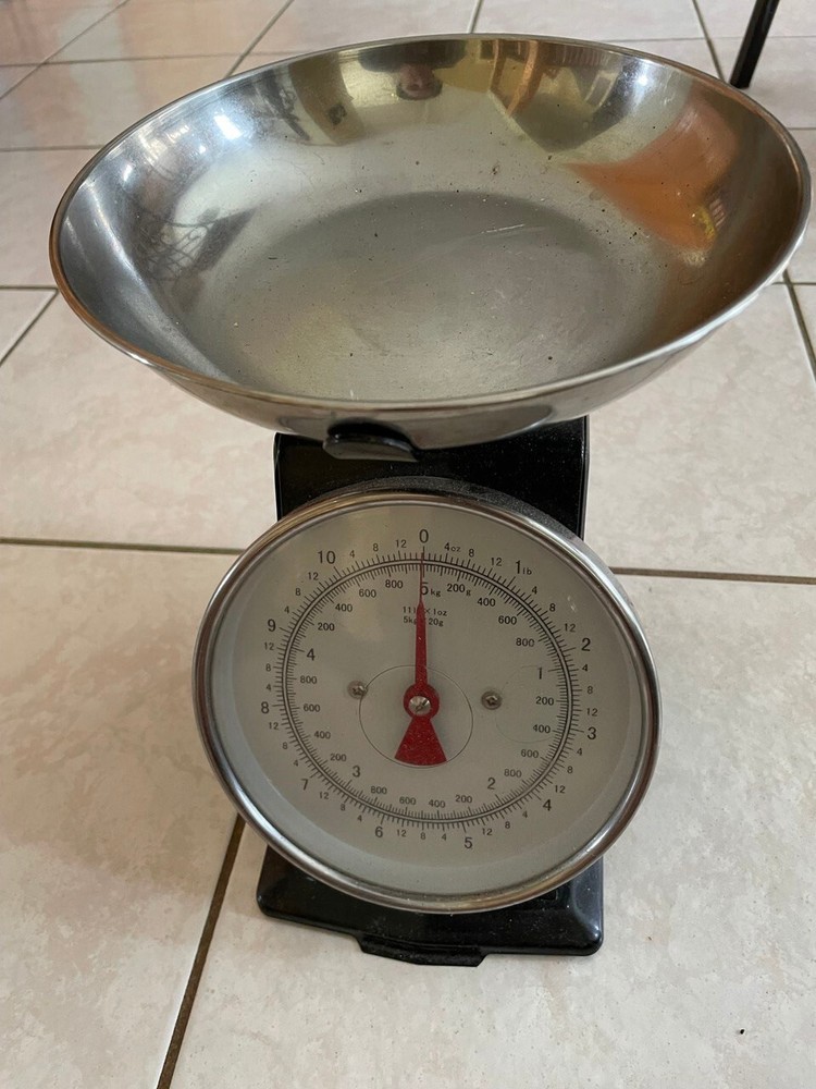 VINTAGE look 12 LB BALANCE scale
