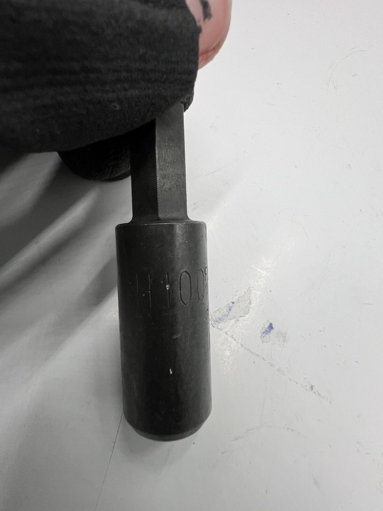 Flexco H100 Power Wrench 30446 for use with Flexco Hinged Bolt Fasteners