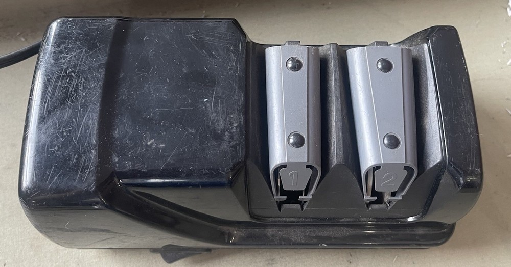 Chef'sChoice Model 320 Diamond Hone Electric Knife Sharpener Tested Working