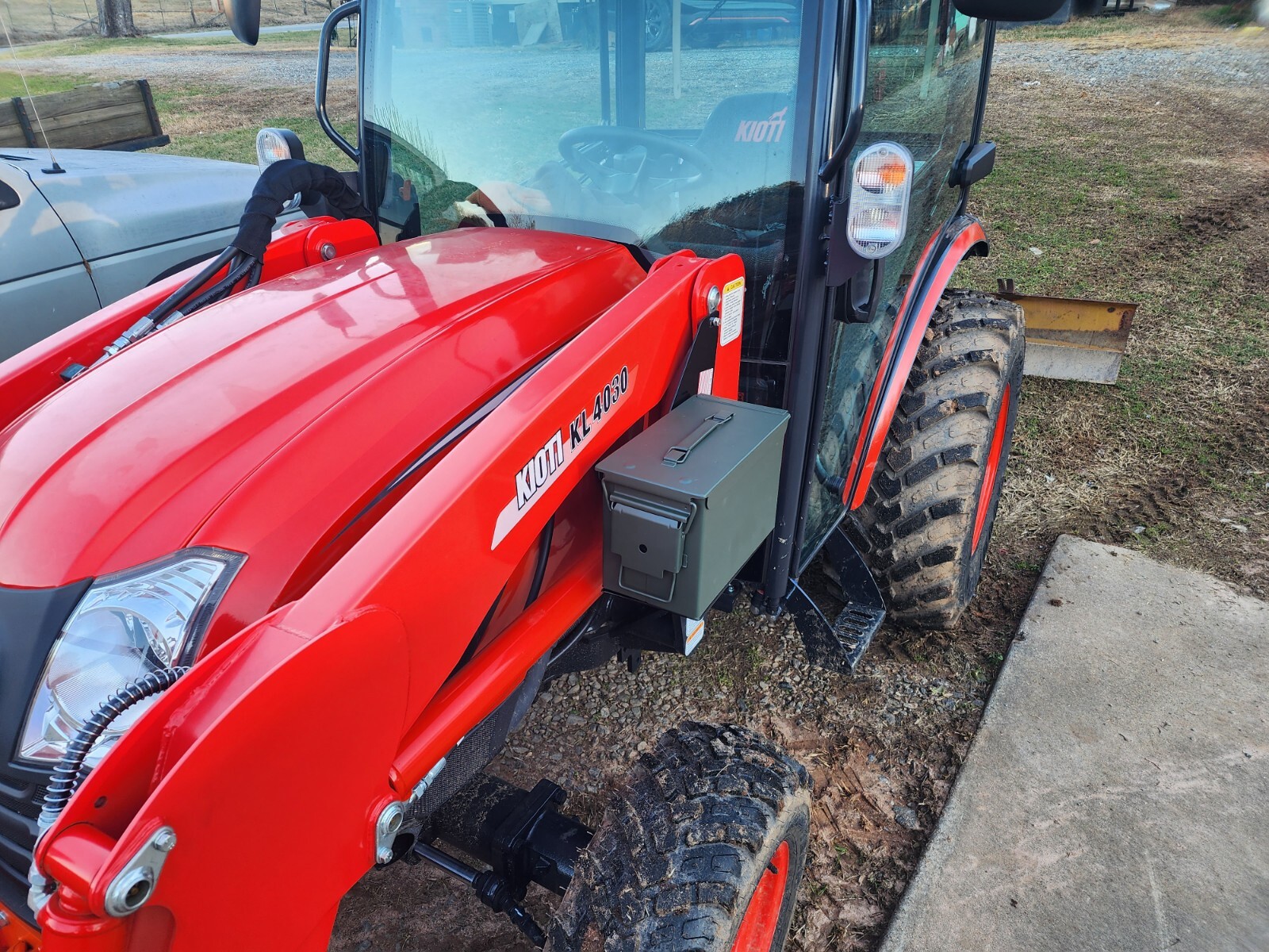 Kioti CK2610 Tractor KL4030 Loader toolbox system USA Made!