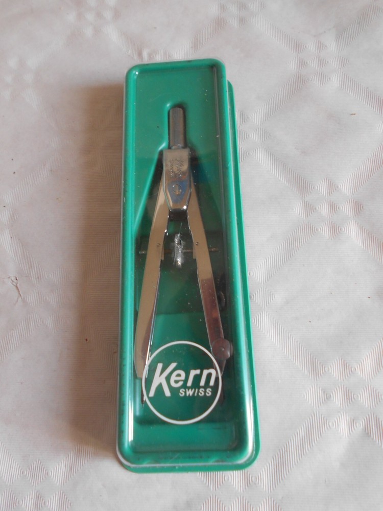vintage Kern Swiss draftsman's set technical drawing instruments compass 11083
