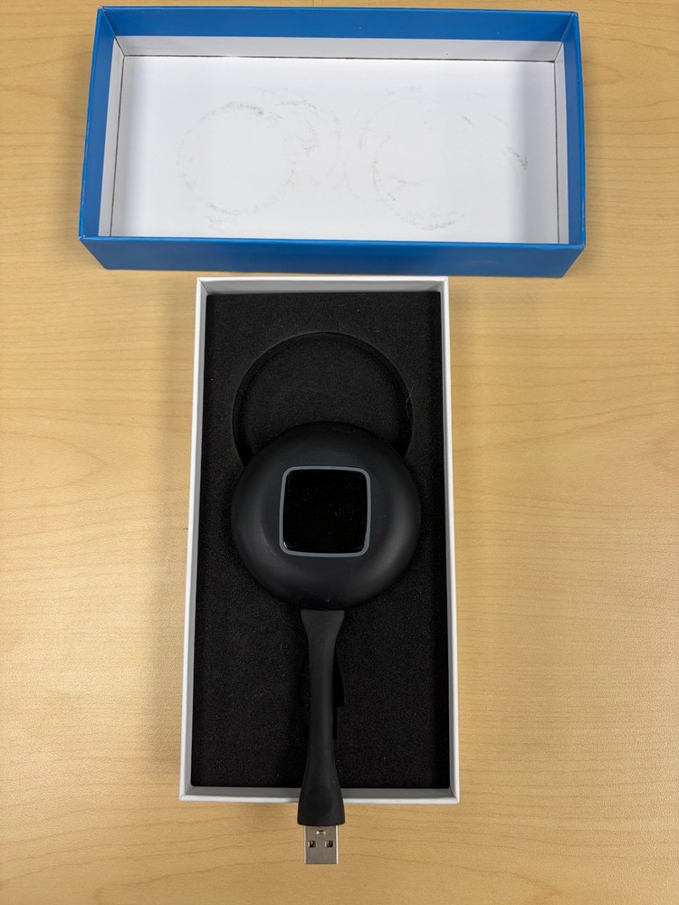 Microsoft Wireless Display Adapter 5G Dual Band Display USB Transmitter Receiver